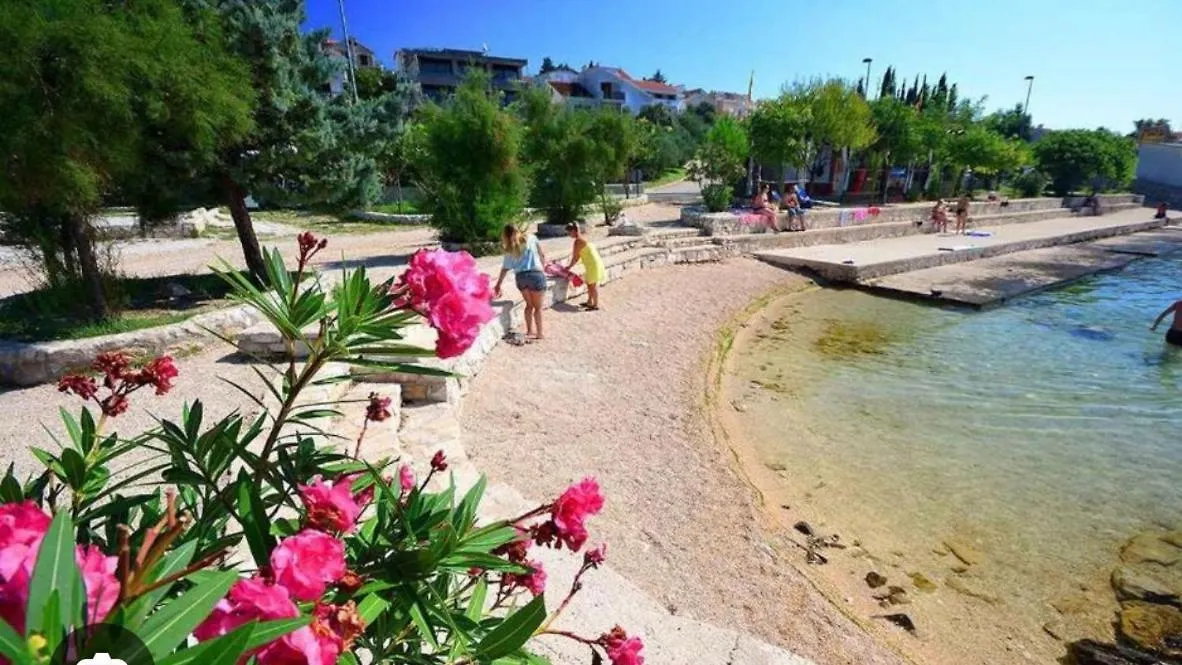 Skalinada Hotel Sveti Petar  Campsite